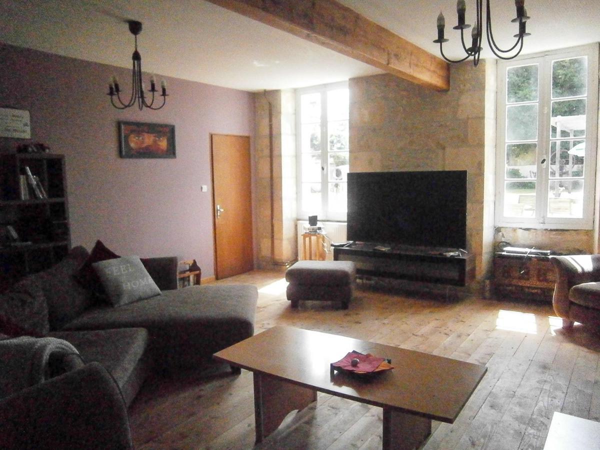 Bed and Breakfast Le Charhido Saint-Fort-sur-Gironde Exterior foto