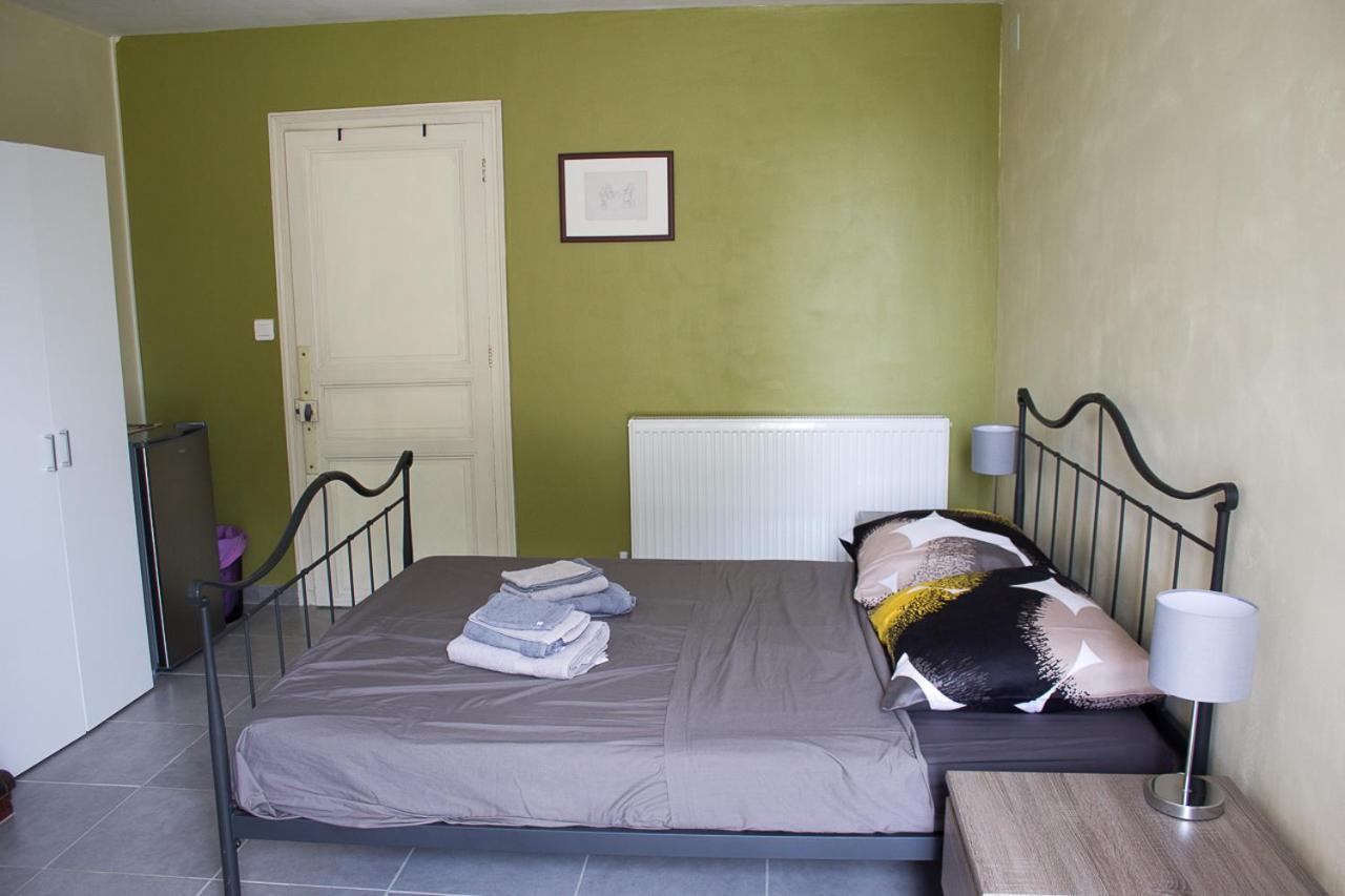 Bed and Breakfast Le Charhido Saint-Fort-sur-Gironde Exterior foto